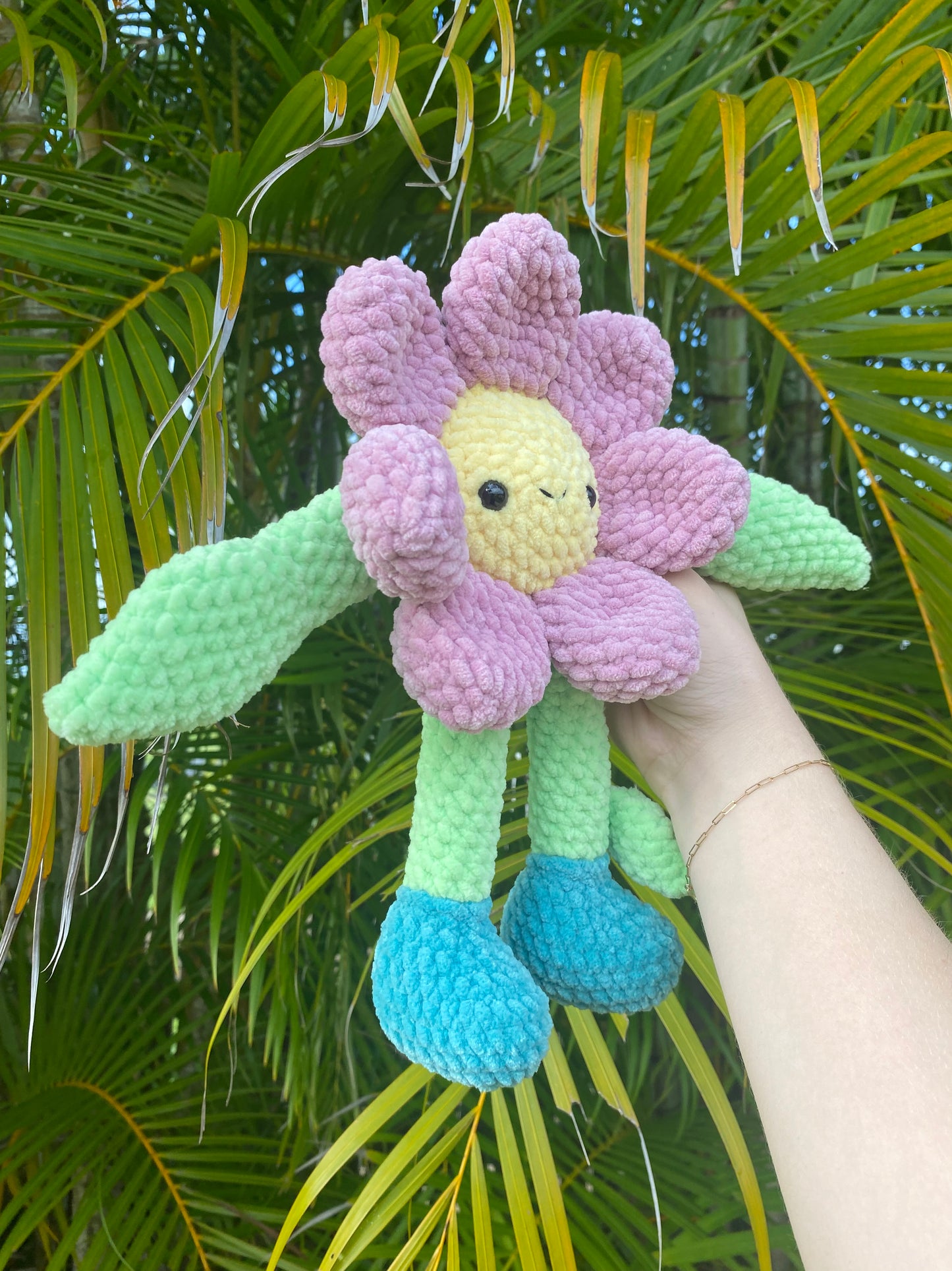 Flower plushie